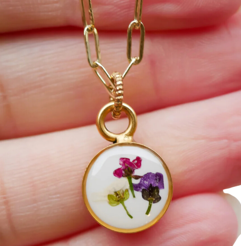 Dainty Flowers Necklace| Seed and Soil